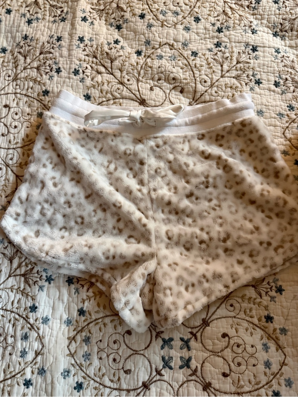 Cozy Cream Leopard-Print Fleece Sleep Shorts